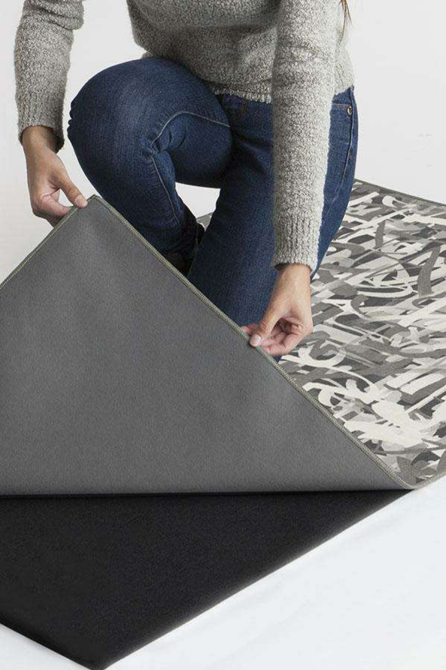 Abstract Rugs * | Top 10 Ruggable Scribe Grey Rug