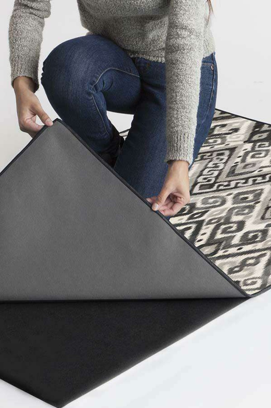 8 10 Black And White Rugs * | Buy Ruggable Orissa Grey Rug