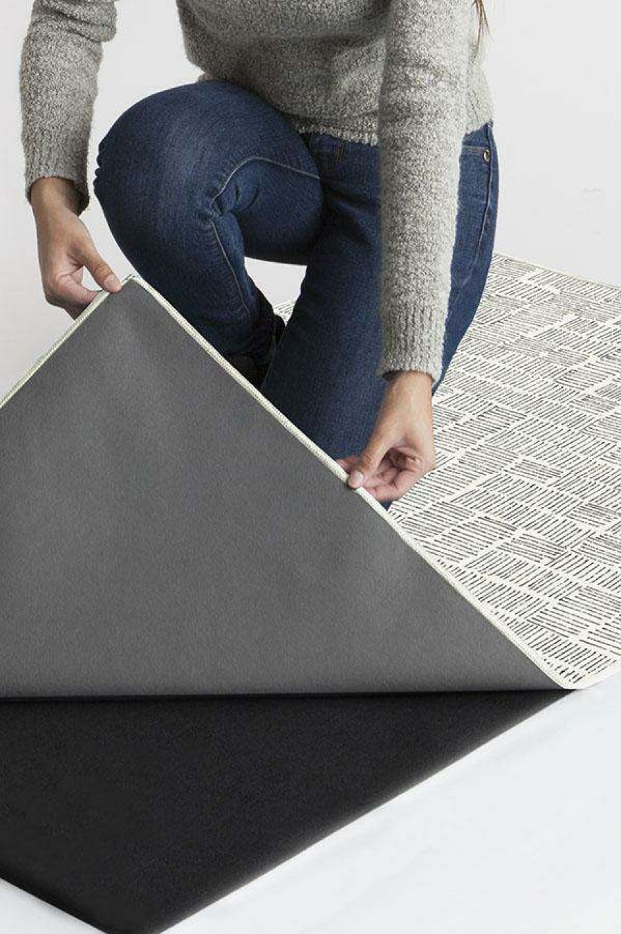 8 10 Black And White Rugs * | Outlet Ruggable Thalia Black Rug